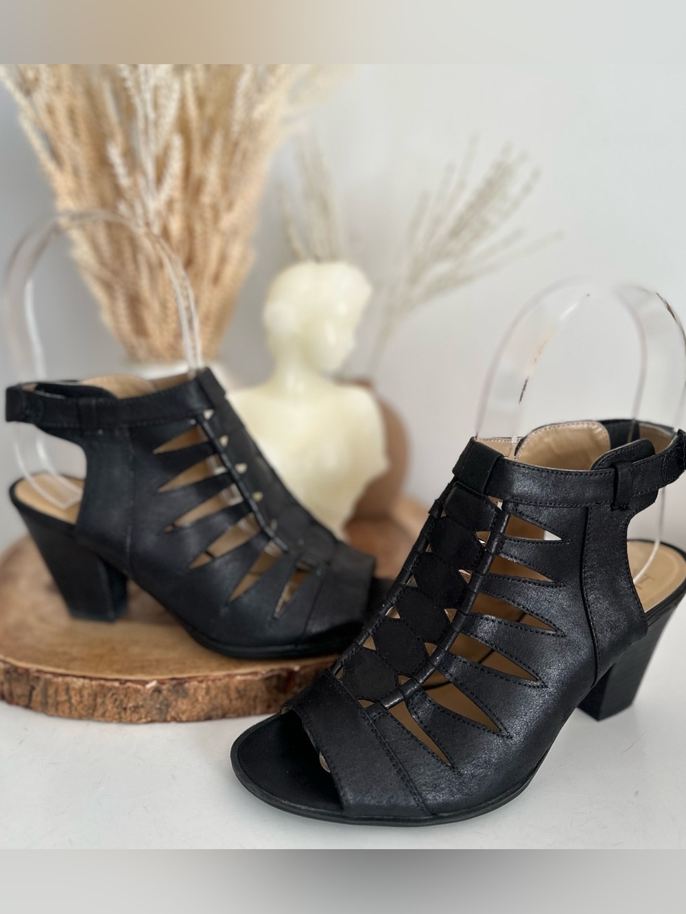 Naturalizer Talan black Slingback Heeled Sandal size 7.5